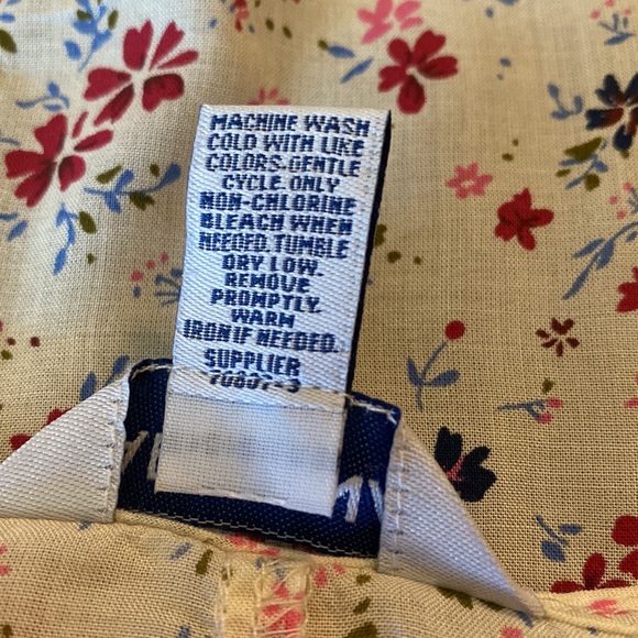 Arizona light weight coverup with embroidered embellishments size M/L - Picture 7 of 7